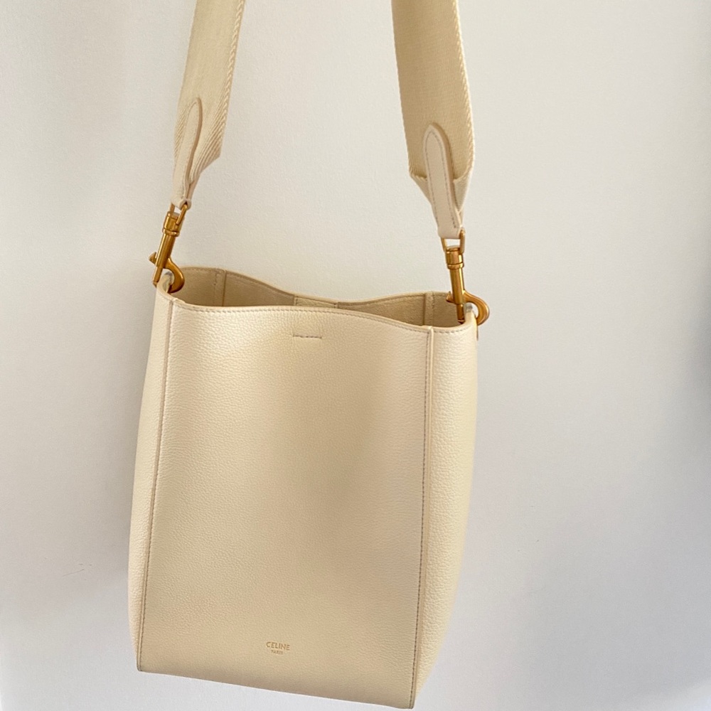SOLD | Celine sangle small